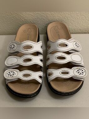 Merence Arch Support White Leather Slip On Sandals Women’s Size 40 (Size 9-9.5)